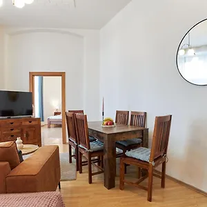  Aparthotel Narodni - Old Town