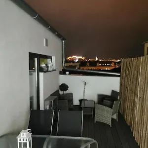 Haas Downtown With Parking , Brno Czechy
